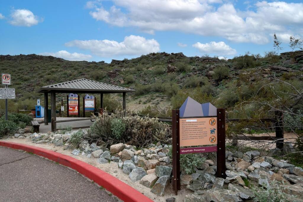 The Hummingbird House, Sauna & Mountain Views! Phoenix Exterior photo