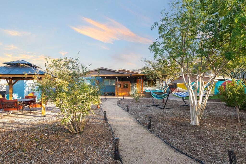 The Hummingbird House, Sauna & Mountain Views! Phoenix Exterior photo